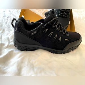 SHULOOK Men's Waterproof Hiking Shoes Lightweight Anti Slip Outdoor Ankle Boots